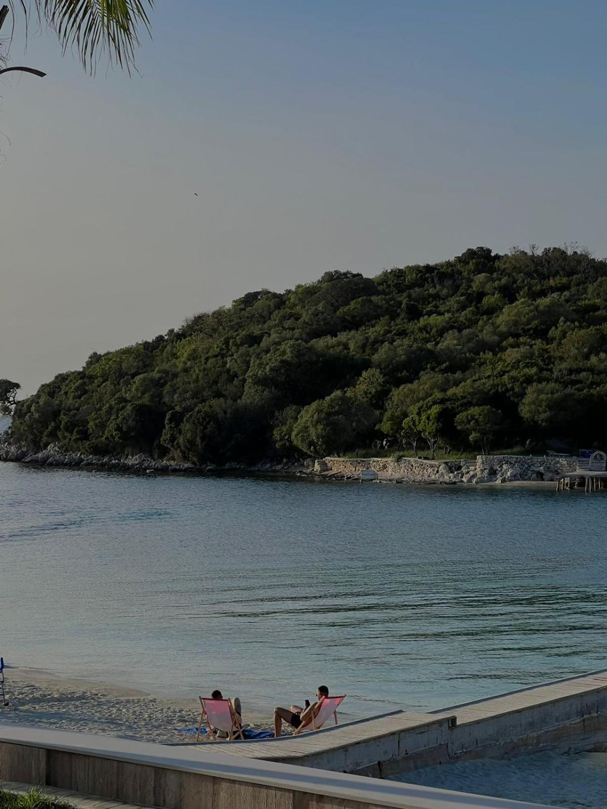 Guest House Moonlight Ksamil Exterior photo