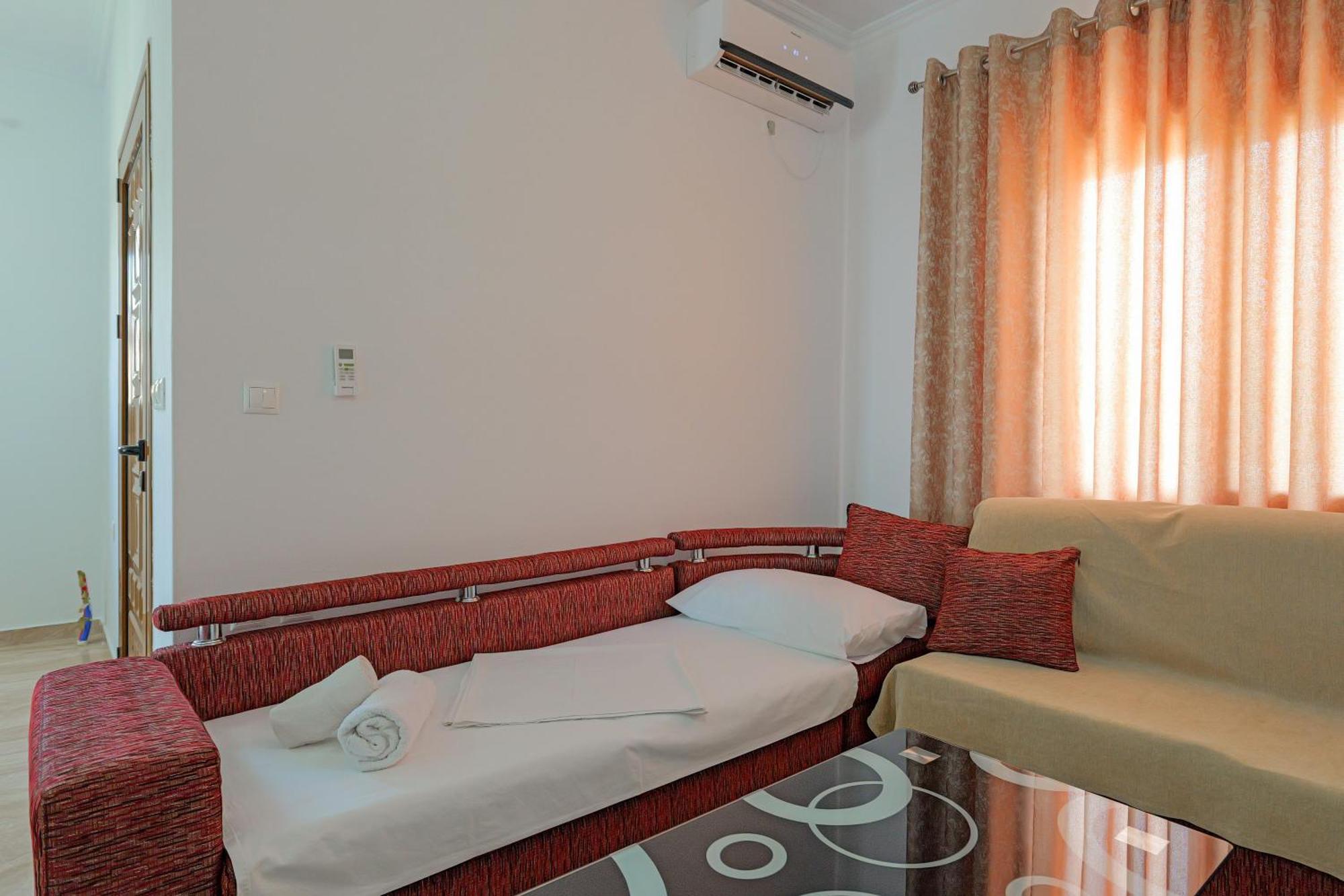 Guest House Moonlight Ksamil Exterior photo