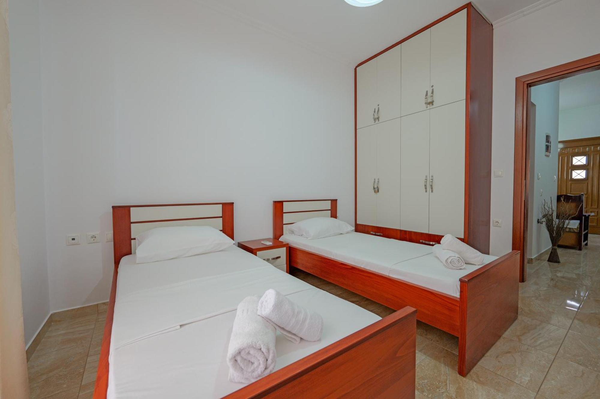 Guest House Moonlight Ksamil Exterior photo
